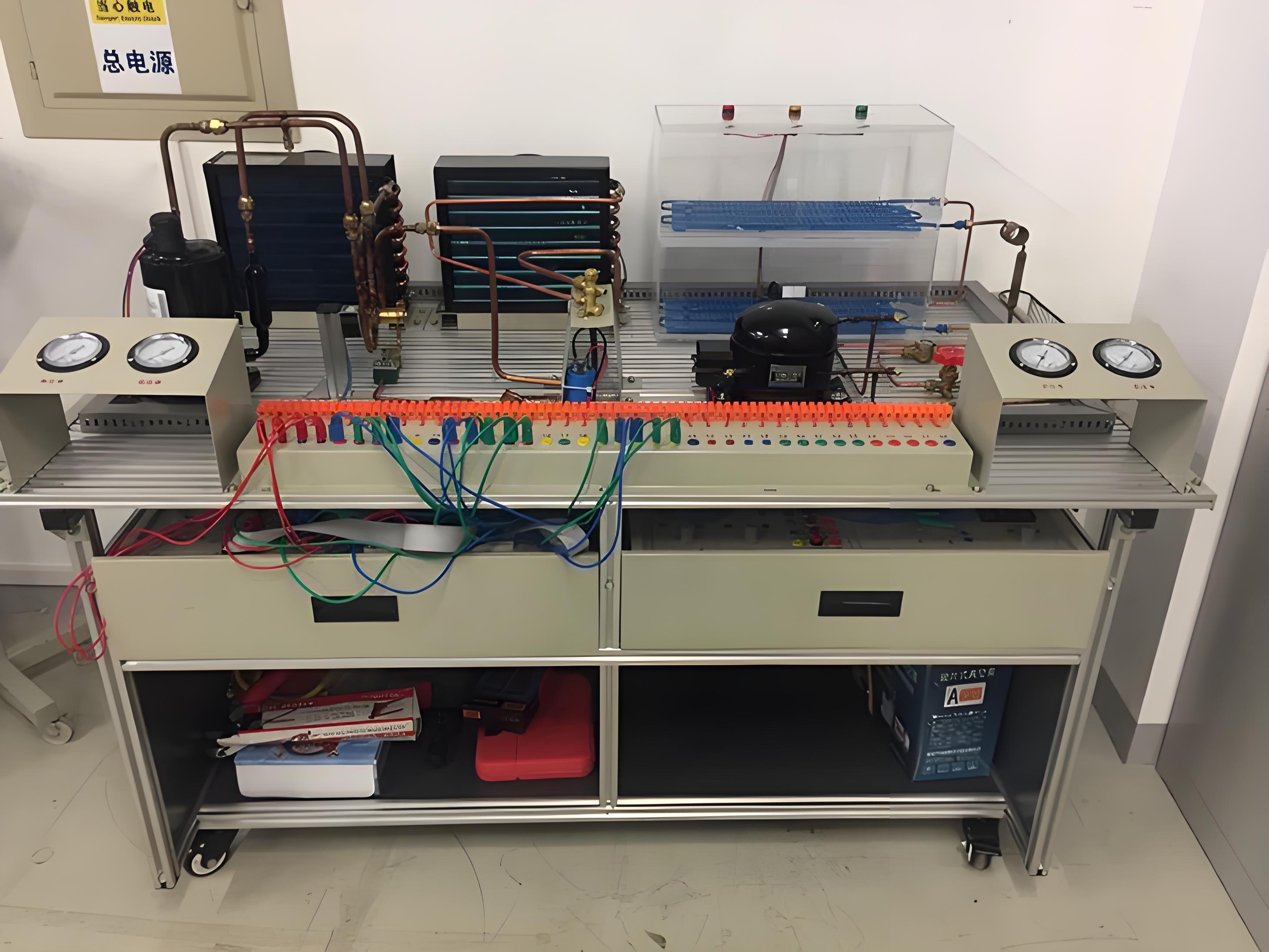 现代制冷与空调系统技能实训装置